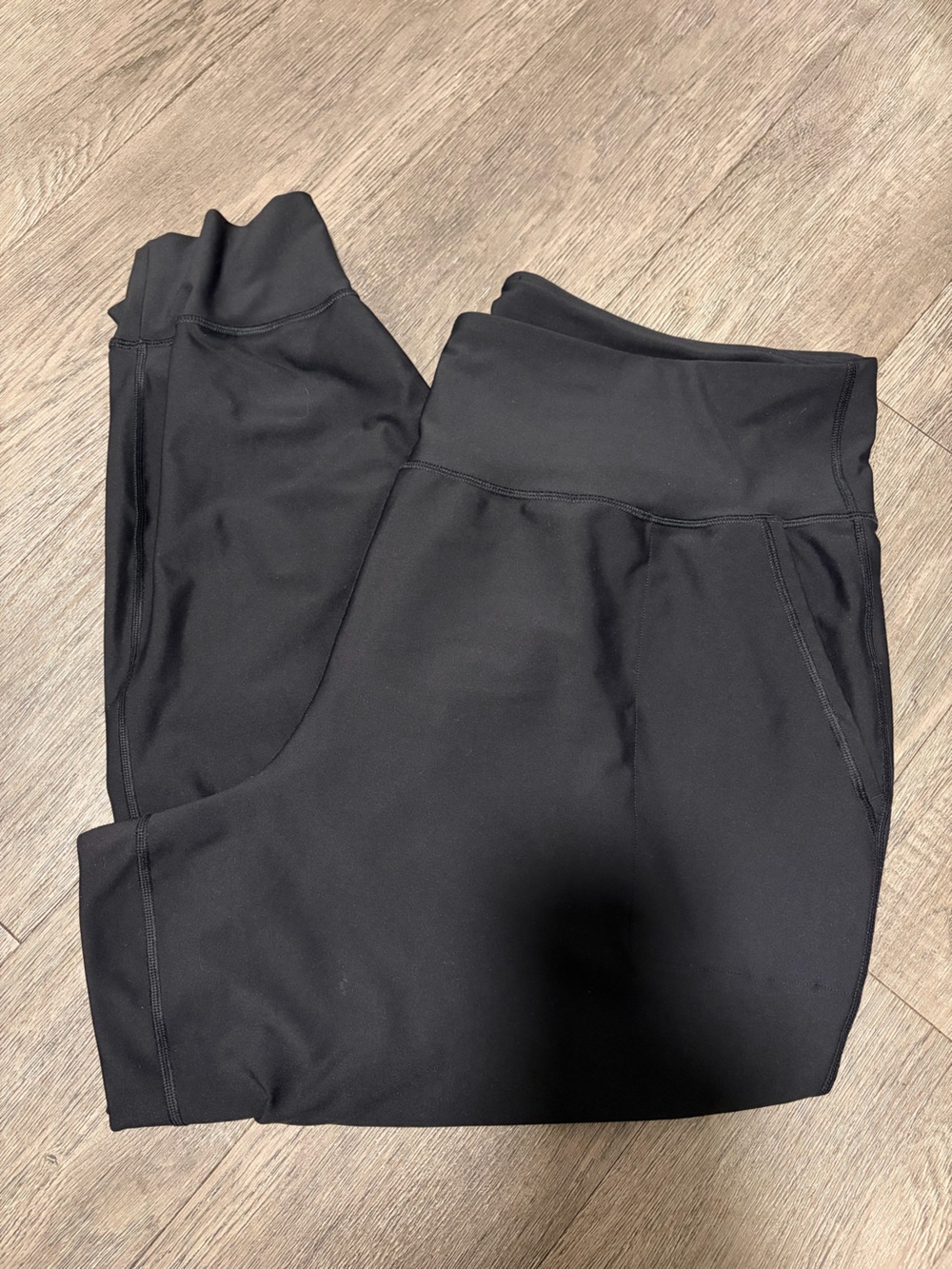 Old Navy Black High-Rise Active Leggings